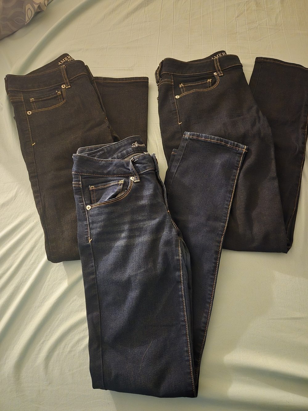 American Eagle Outfitters Women’s Dark Blue Skinny Jeans Bundle of 3.